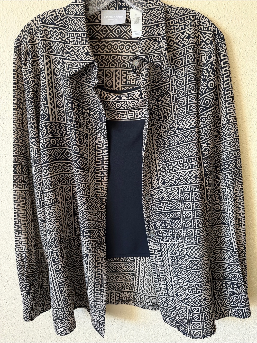Liz Claiborne 2-Piece Black & Cream Patterned Jacket and Cami